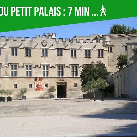 Le Palais Des Papes - Avignonsmile